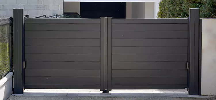 Common Residential Gate Issues We Resolve in Roseville, MN